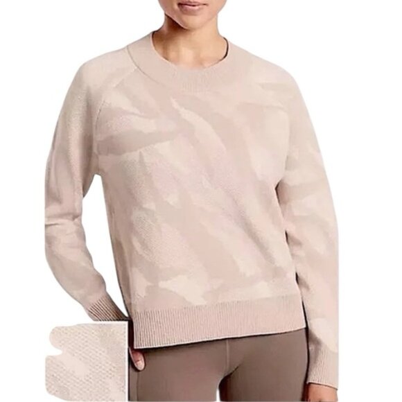 Athleta Jacquard Textured Crew Sweater Cream Tan Camo Size XS Cozy Knit Pullover - Picture 1 of 10